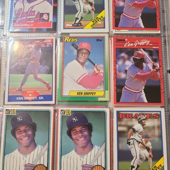 Ken Griffey Sr. And Ken Griffey Jr. Baseball cards - Picture 4 of 6